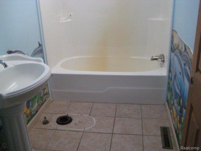 8674 Marquette Road Goodells, MI 48027 - Photo 15 of 21 IMG_0483