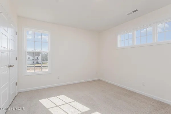 $299,706 | 32 Littlefield Lane, La Grange, NC 28551
