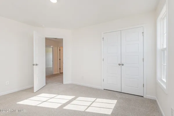 $299,706 | 32 Littlefield Lane, La Grange, NC 28551