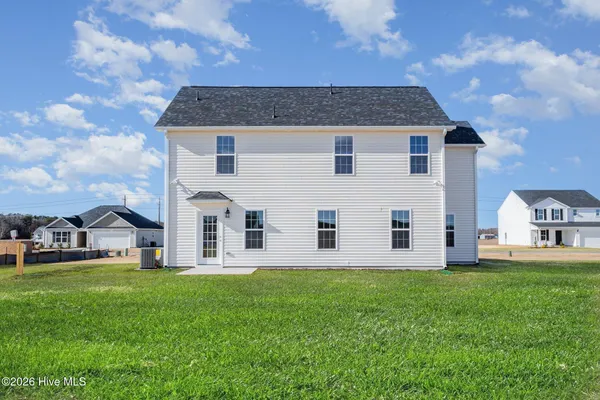 $299,706 | 32 Littlefield Lane, La Grange, NC 28551