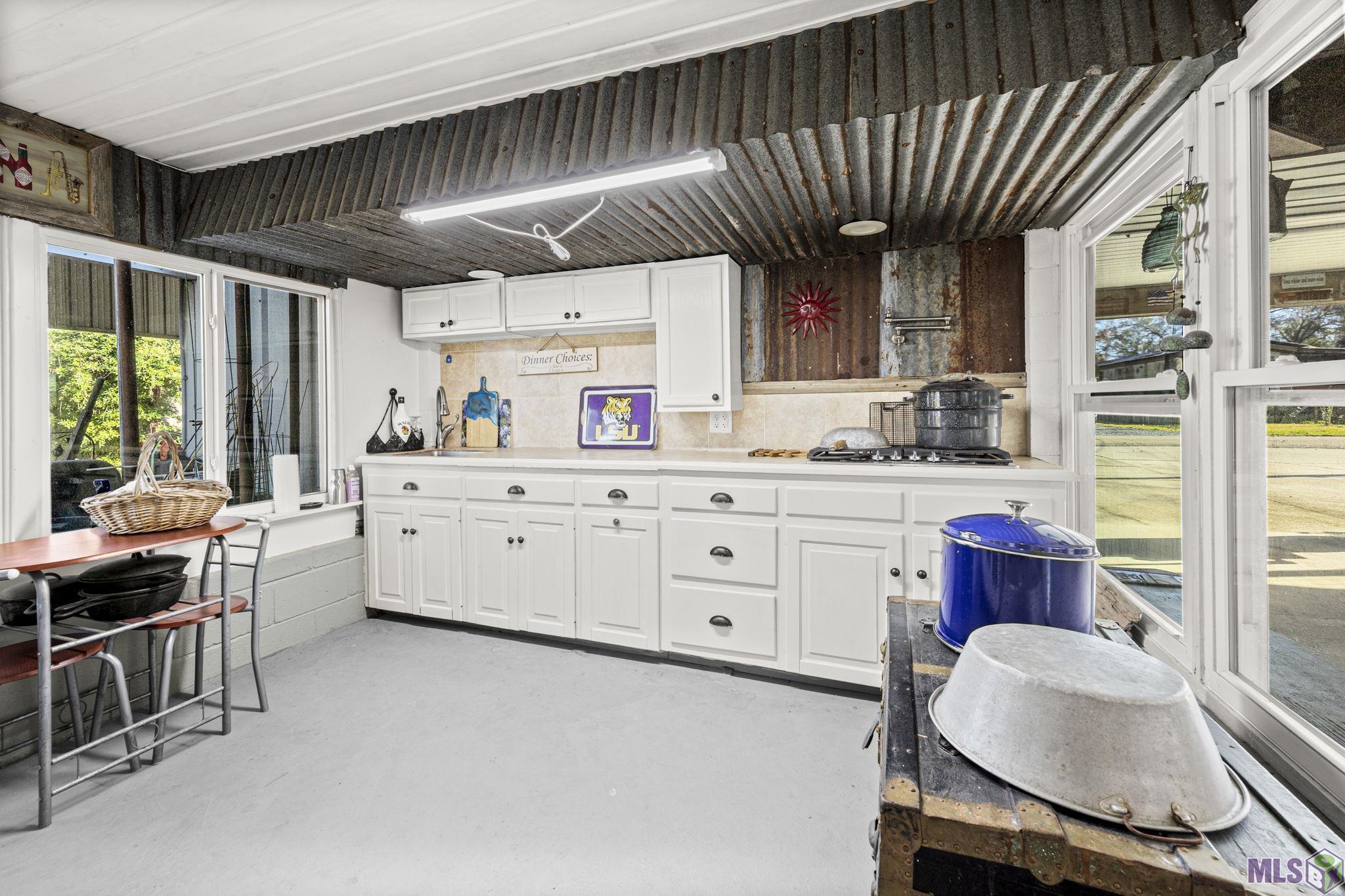 14689 Paradise Road Maurepas, LA 70449 - Photo 27 of 31