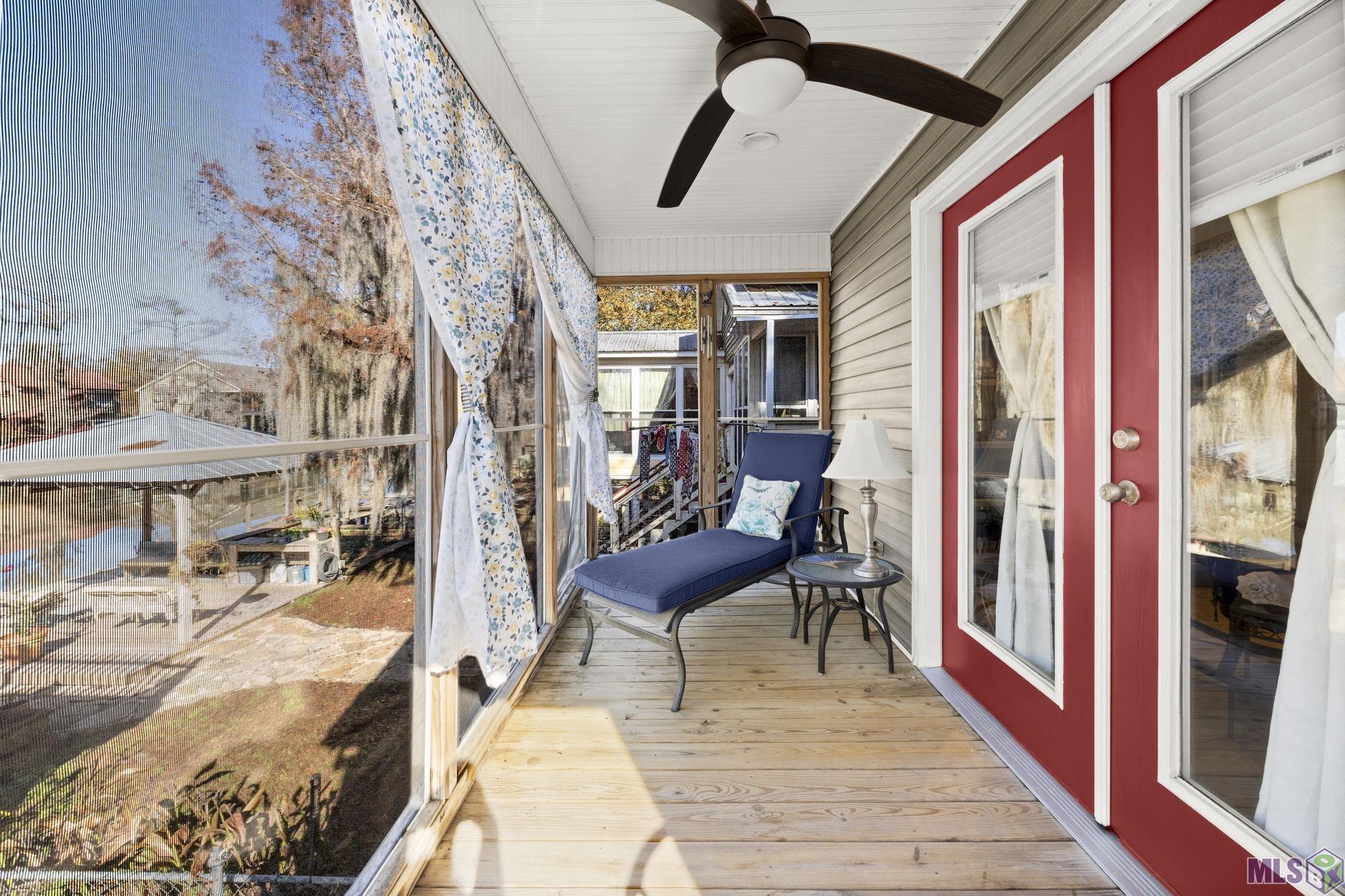 14689 Paradise Road Maurepas, LA 70449 - Photo 5 of 31