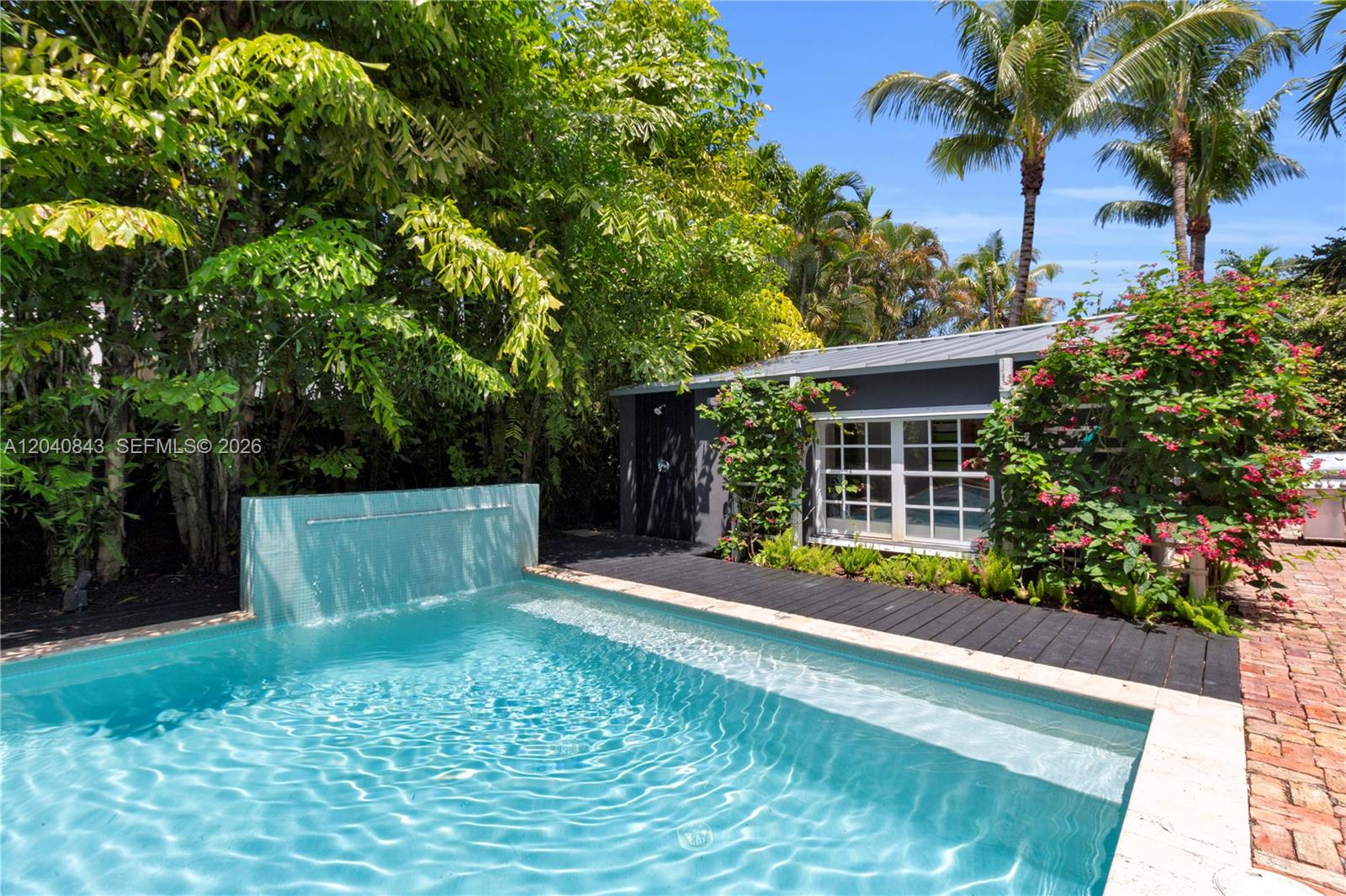 7420 Southwest 53rd Place Miami, FL 33143 - Photo 14 of 37