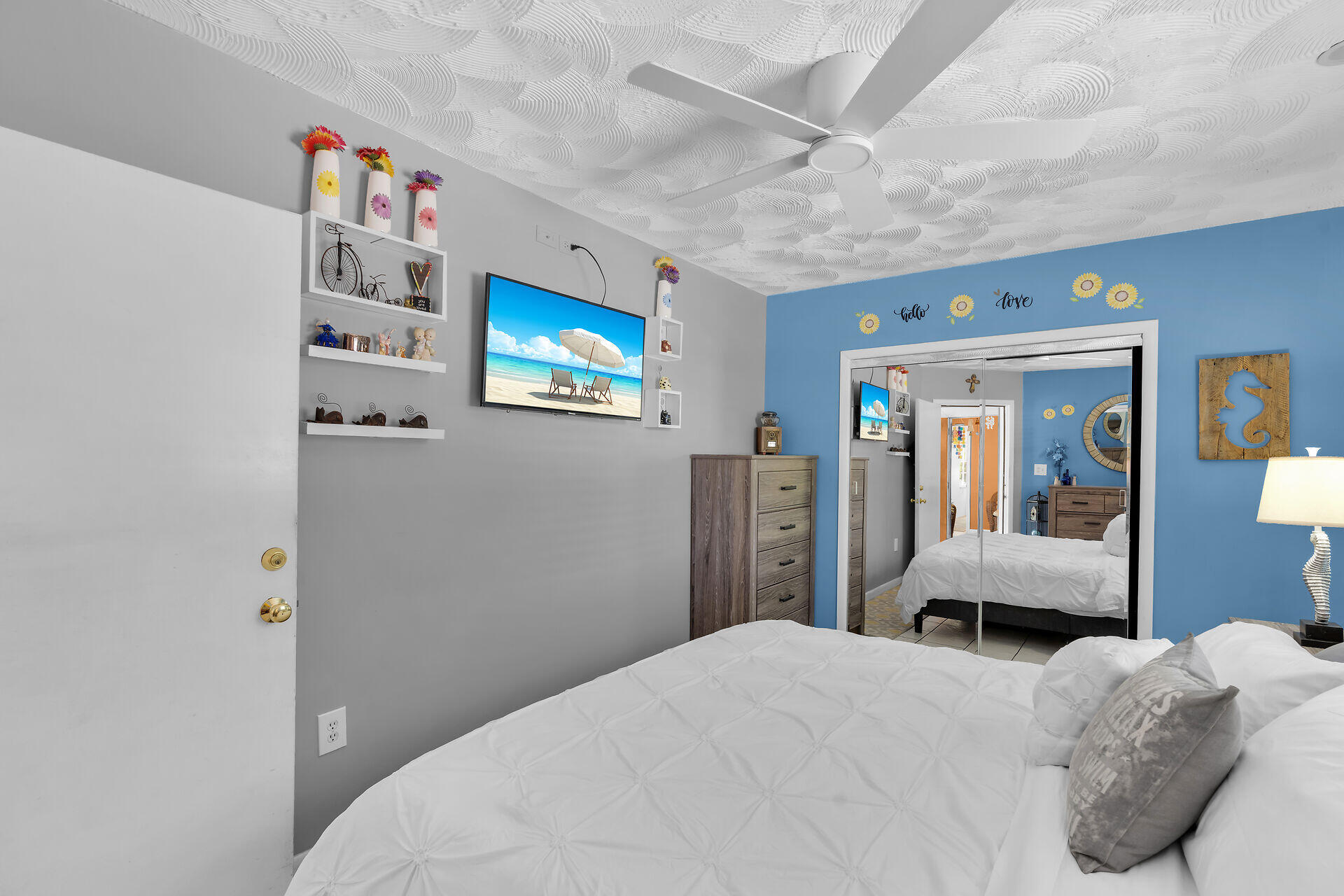 357 23rd Street Marathon, FL 33050 - Photo 26 of 48 a bedroom with bed and wooden floor