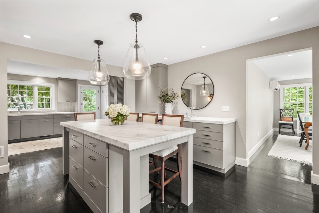 44 Hubbard Road Weston, MA 02493 - Photo 18 of 42
