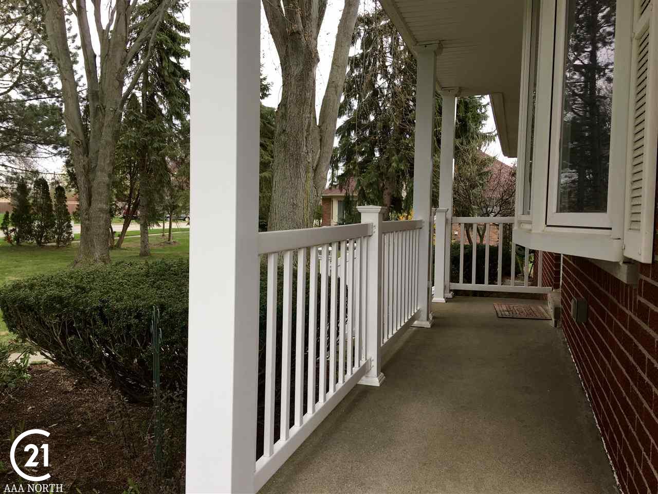 47634 Sugarbush Road Chesterfield, MI 48047 - Photo 13 of 53