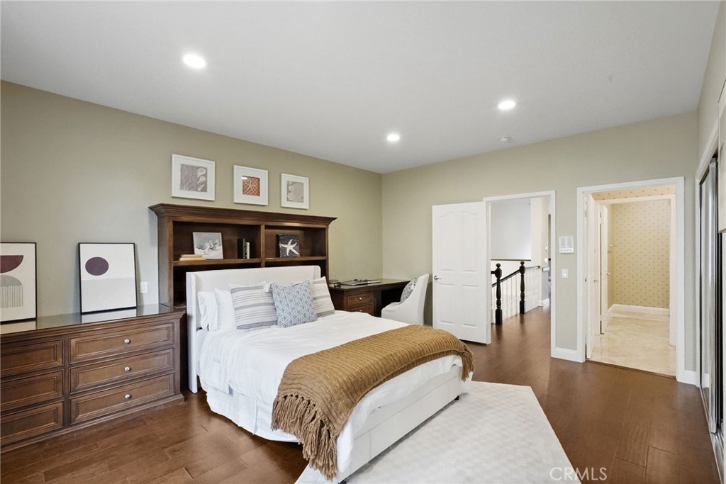 20356 Vía Cellini Porter Ranch, CA 91326 - Photo 46 of 62