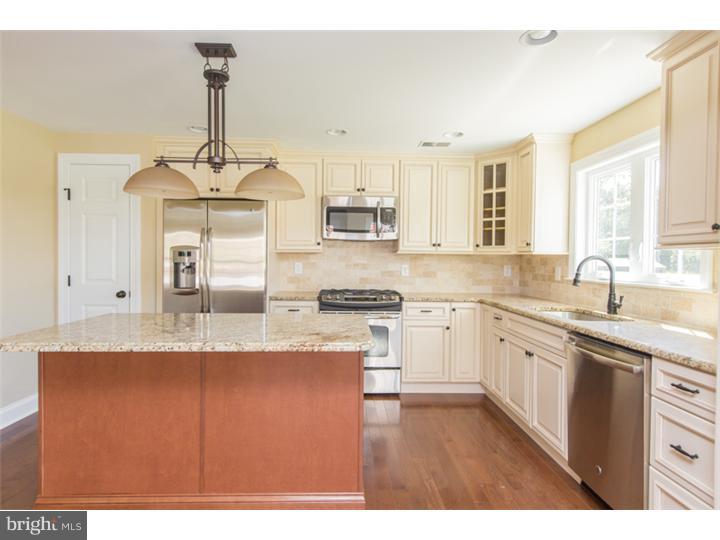 2620 Wendy Road Havertown, PA 19083 - Photo 8 of 25 Kitchen