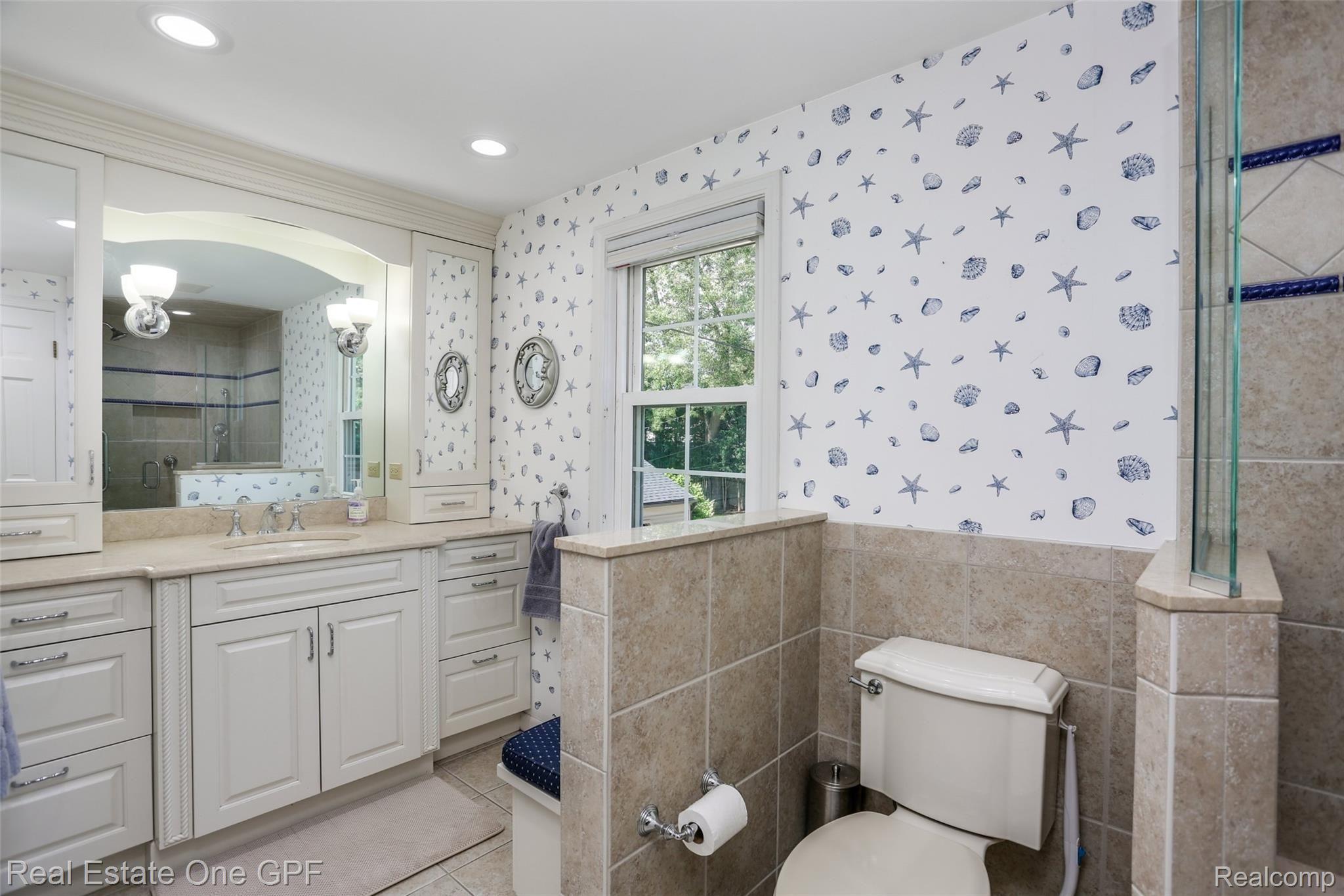 376 Washington Road Grosse Pointe, MI 48230 - Photo 17 of 33 376+Washington+Rd+Grosse+Pointe-24-original.jpg