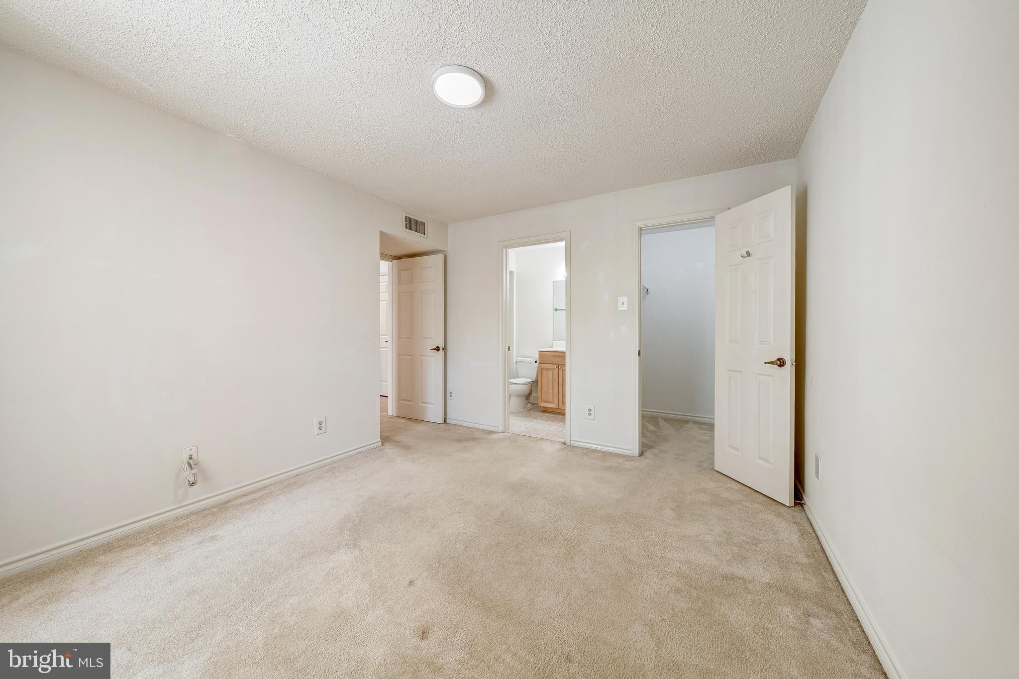 1539 Lincoln Way, Unit 302B McLean, VA 22102 - Photo 21 of 53 a view of an empty room