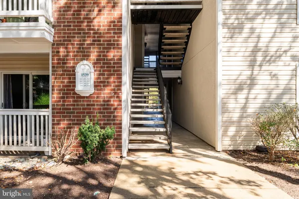 $2,600 | 1539 Lincoln Way, Unit 302B, McLean, VA 22102