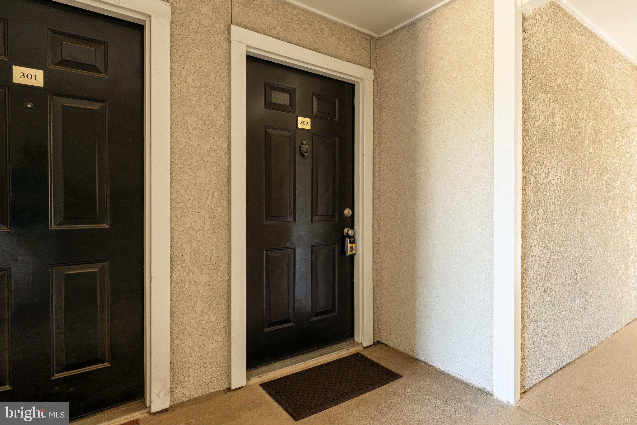 1539 Lincoln Way, Unit 302B McLean, VA 22102 - Photo 5 of 53 a view of front door