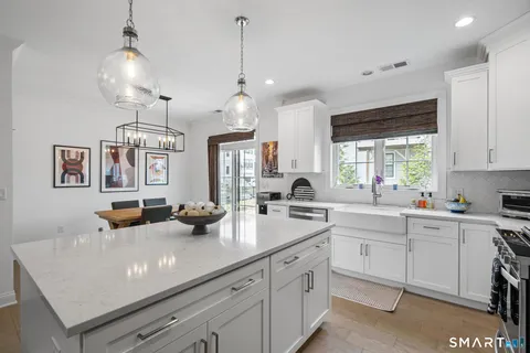 $745,000 | 23 East Cross Trail, Unit 23, Danbury, CT 06810