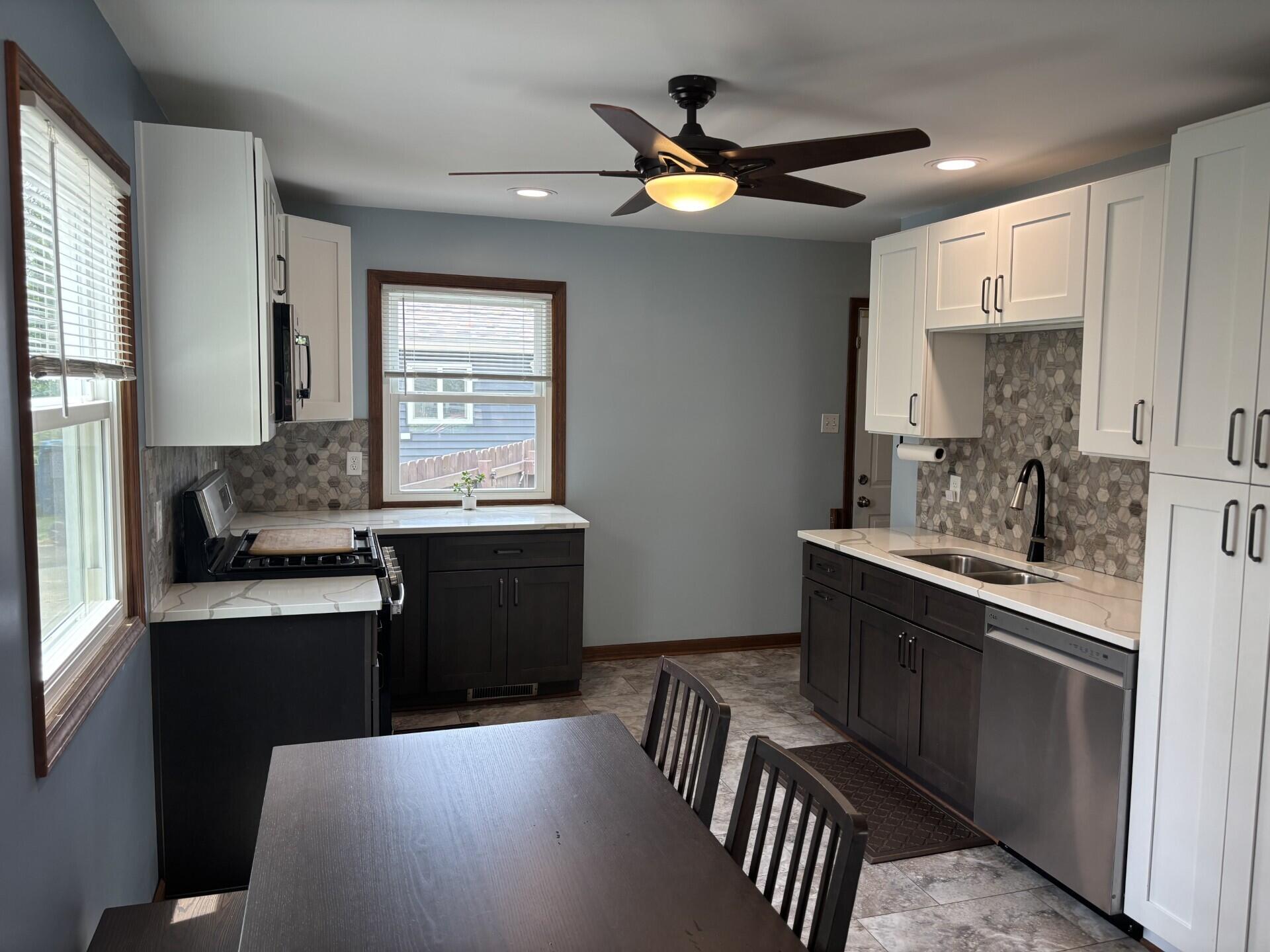 732 Imperial Road Valparaiso, IN 46385 - Photo 9 of 24 1920x1440