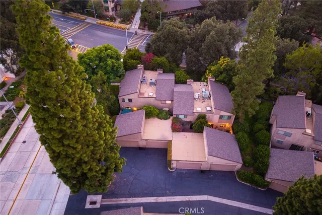 an aerial view of multiple house
