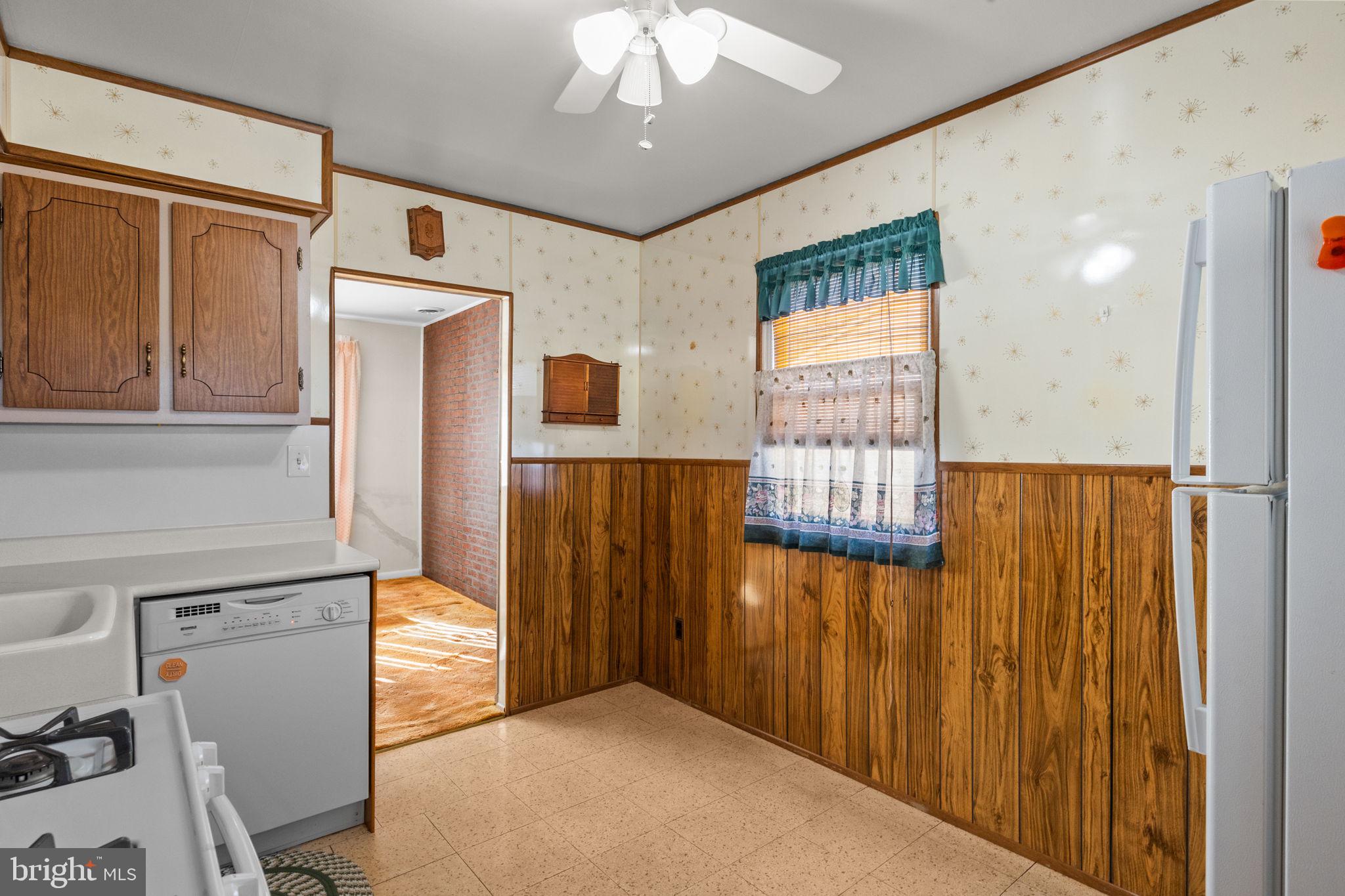 3731 Dresher Road Bensalem, PA 19020 - Photo 7 of 21 a view of entryway with a fan