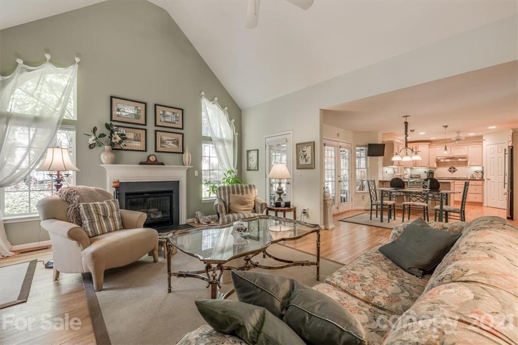26059 Neptunes Landing Tega Cay, SC 29708 - Photo 18 of 46 Gallery Image 18