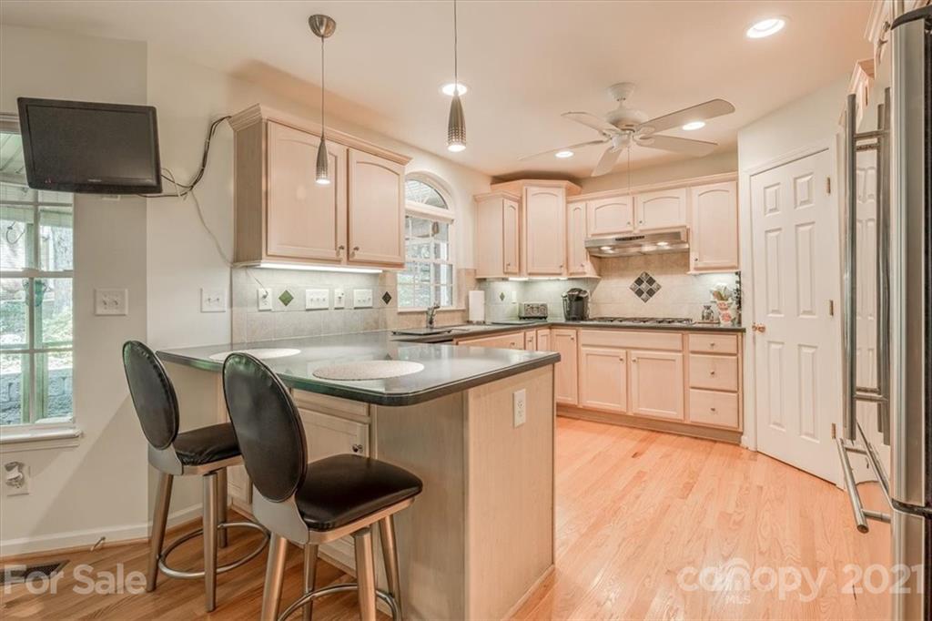 26059 Neptunes Landing Tega Cay, SC 29708 - Photo 22 of 46 Gallery Image 22