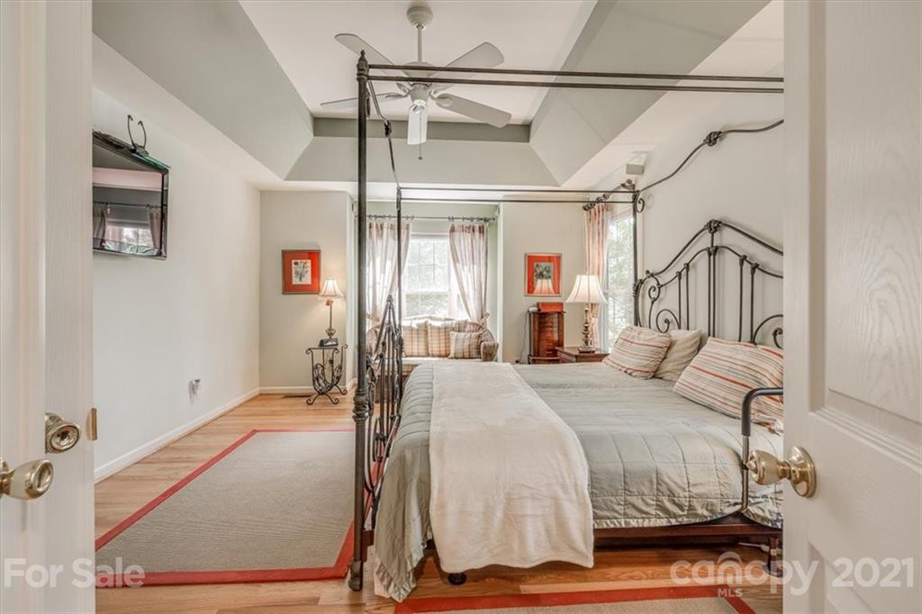 26059 Neptunes Landing Tega Cay, SC 29708 - Photo 26 of 46 Gallery Image 26