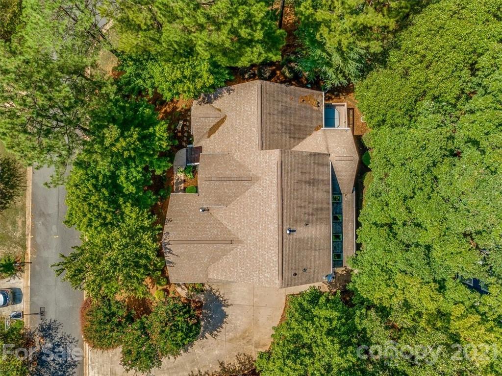 26059 Neptunes Landing Tega Cay, SC 29708 - Photo 6 of 46 Gallery Image 6
