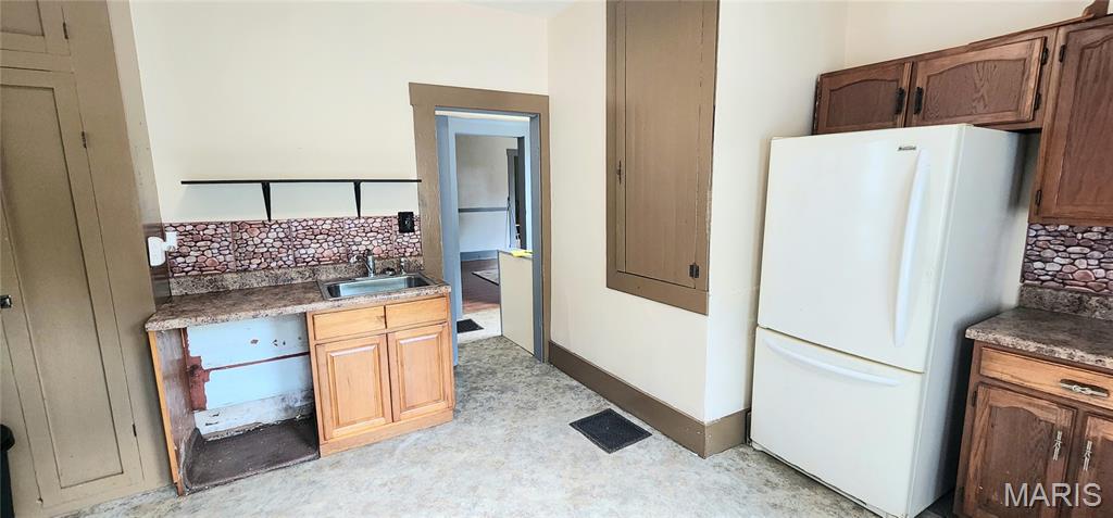 1510 State Street Chester, IL 62233 - Photo 4 of 30