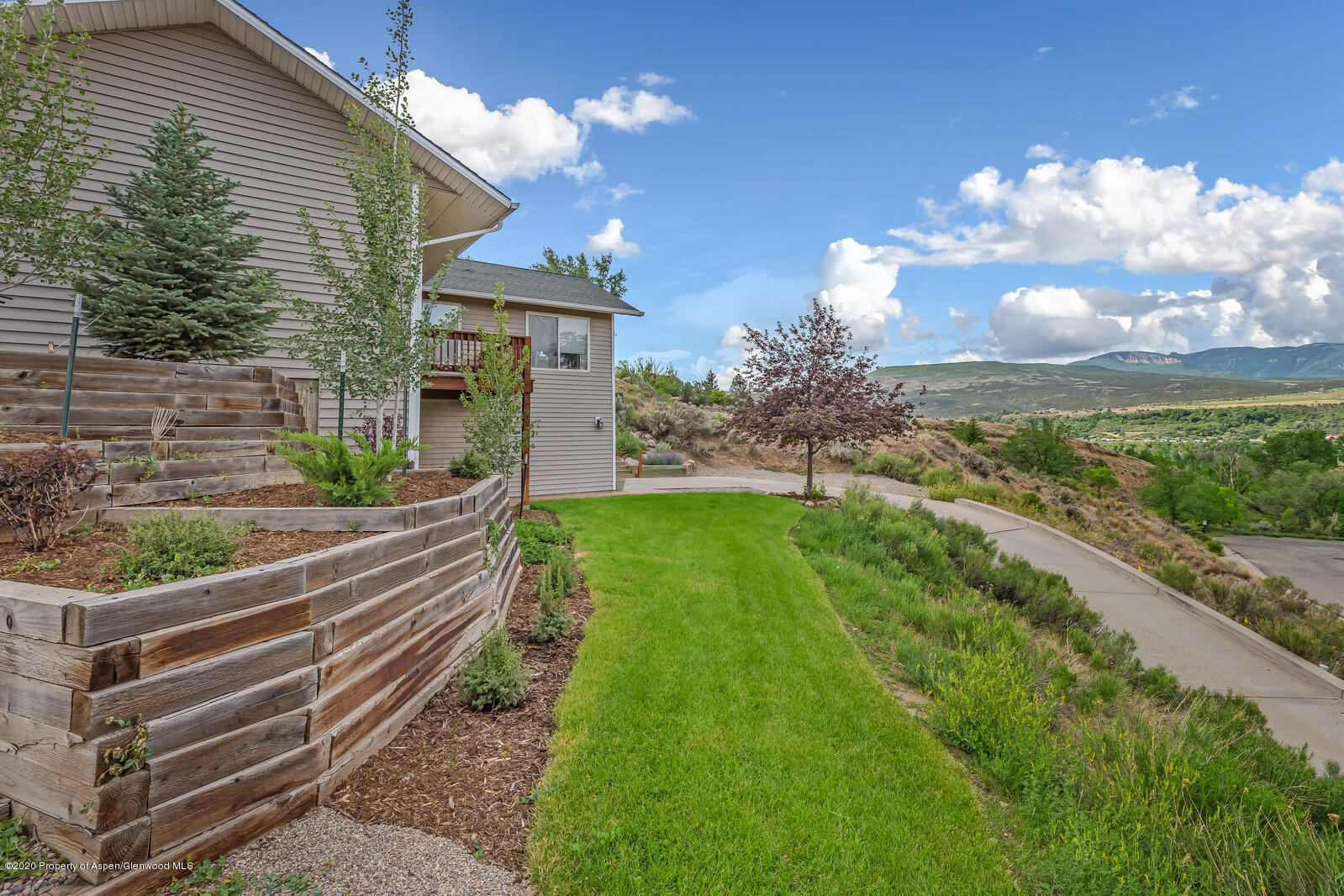 640 Moki Avenue Rifle, CO 81650 - Photo 3 of 25 03_640_Moki_Ave003_mls