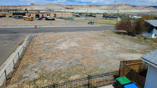 $90,000 | 1010 Mountain View Street, Green River, WY 82935