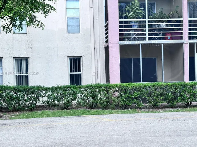 a view of outdoor space with city view