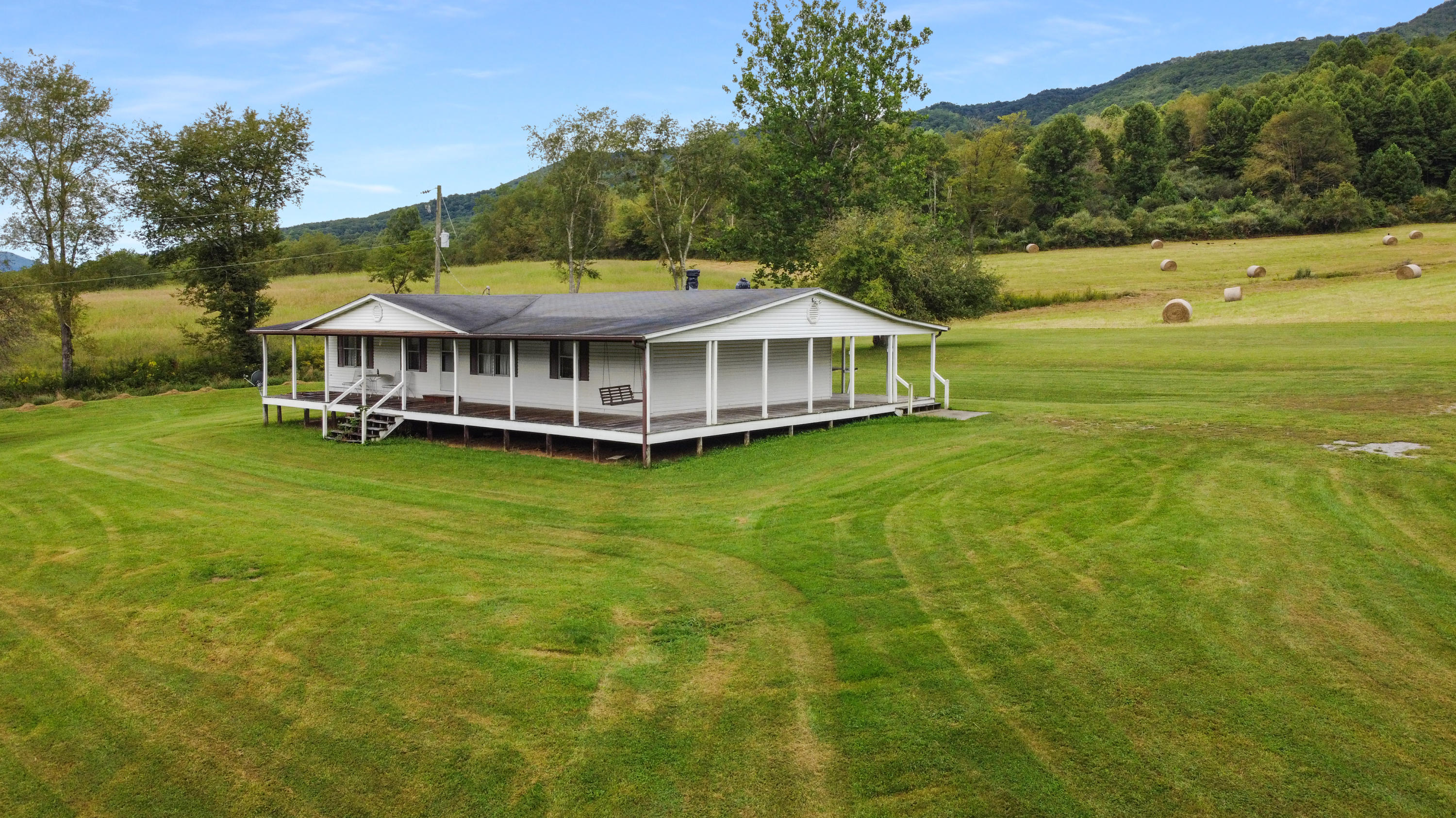 3147 Freestone Valley Road Tannersville, VA 24377 - Photo 14 of 26 13-print-DJI_0194