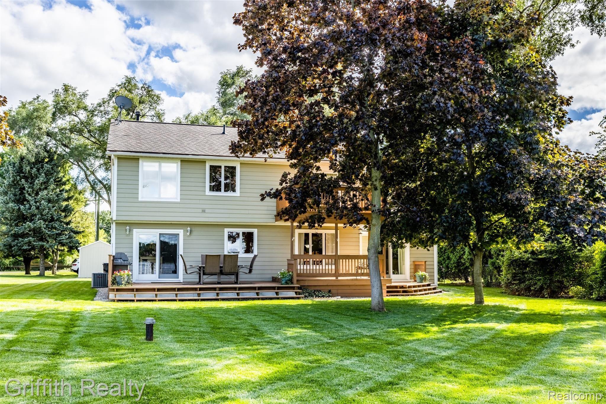 8341 Hilton Road Brighton, MI 48114 - Photo 38 of 41 8341 Hilton Road-17.jpg