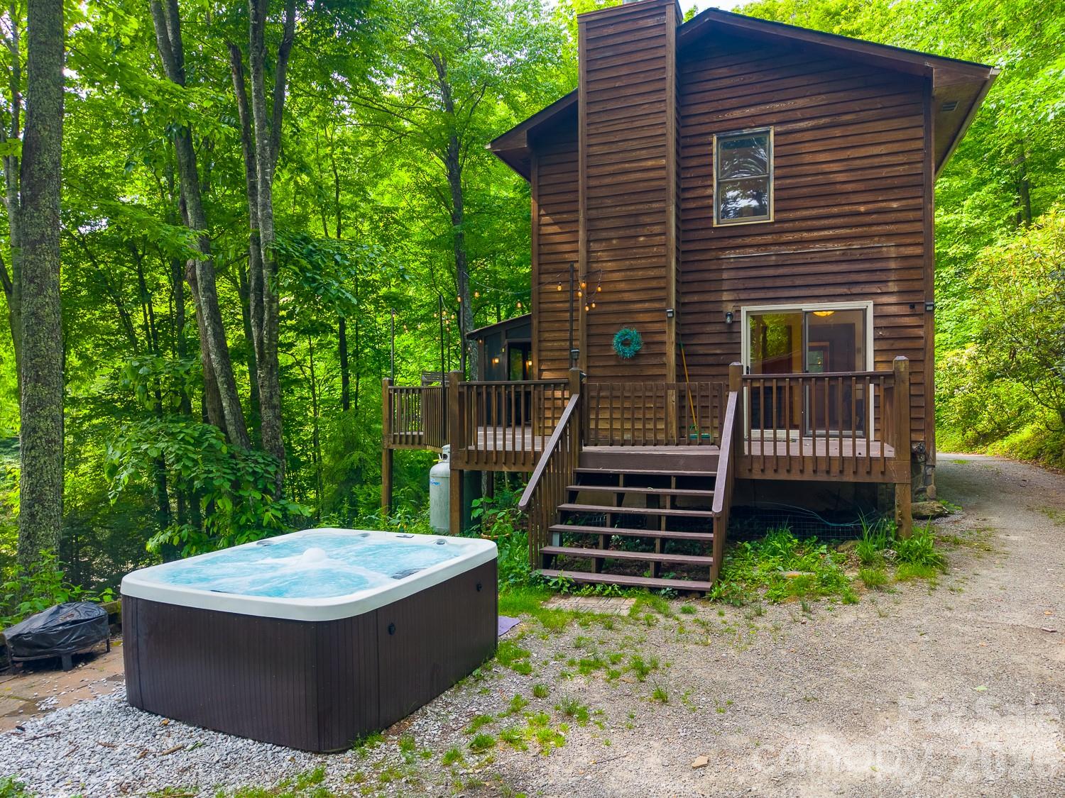 903 Plott Balsam Road Maggie Valley, NC 28751 - Photo 3 of 22