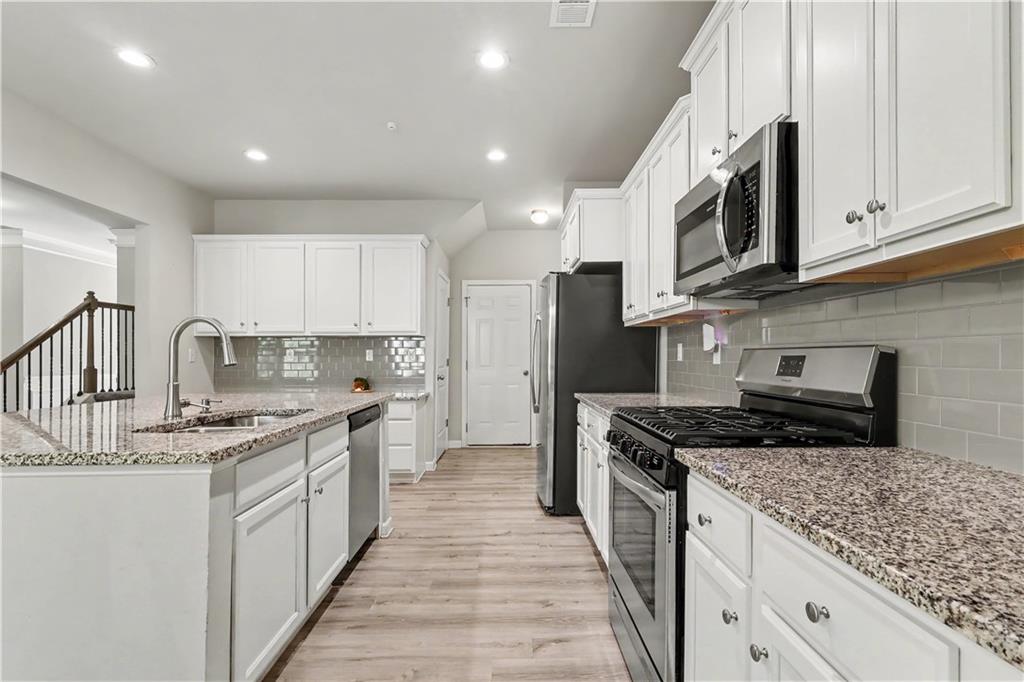 9103 Golfview Lane Covington, GA 30014 - Photo 14 of 44