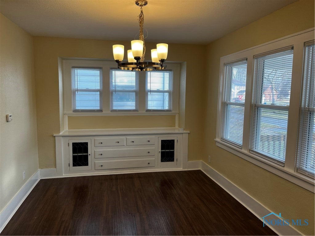 4341 Birchall Road Toledo, OH 43612 - Photo 3 of 12 Dining Room