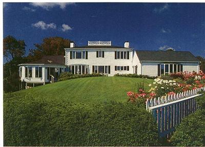 265 Bay Road Harwich, MA 02645 - Photo 2 of 11 a front view of a house with garden