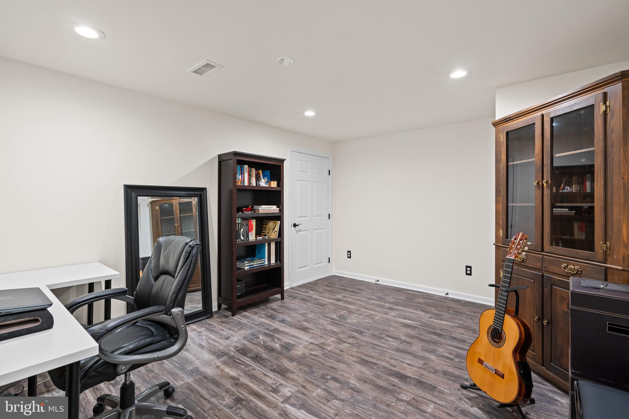 10448 Wheatley School Road Marshall, VA 20115 - Photo 29 of 43 a view of a room with gym equipment