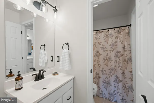 $1,100,000 | 10448 Wheatley School Road, Marshall, VA 20115