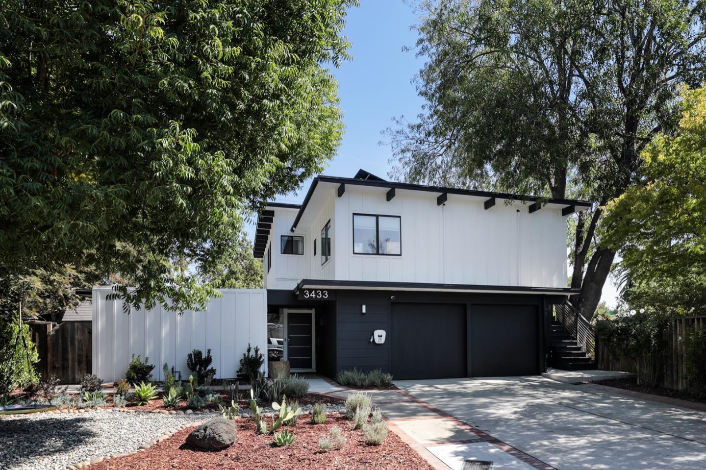 3433 Drive, Palo Alto, CA 94303 Compass