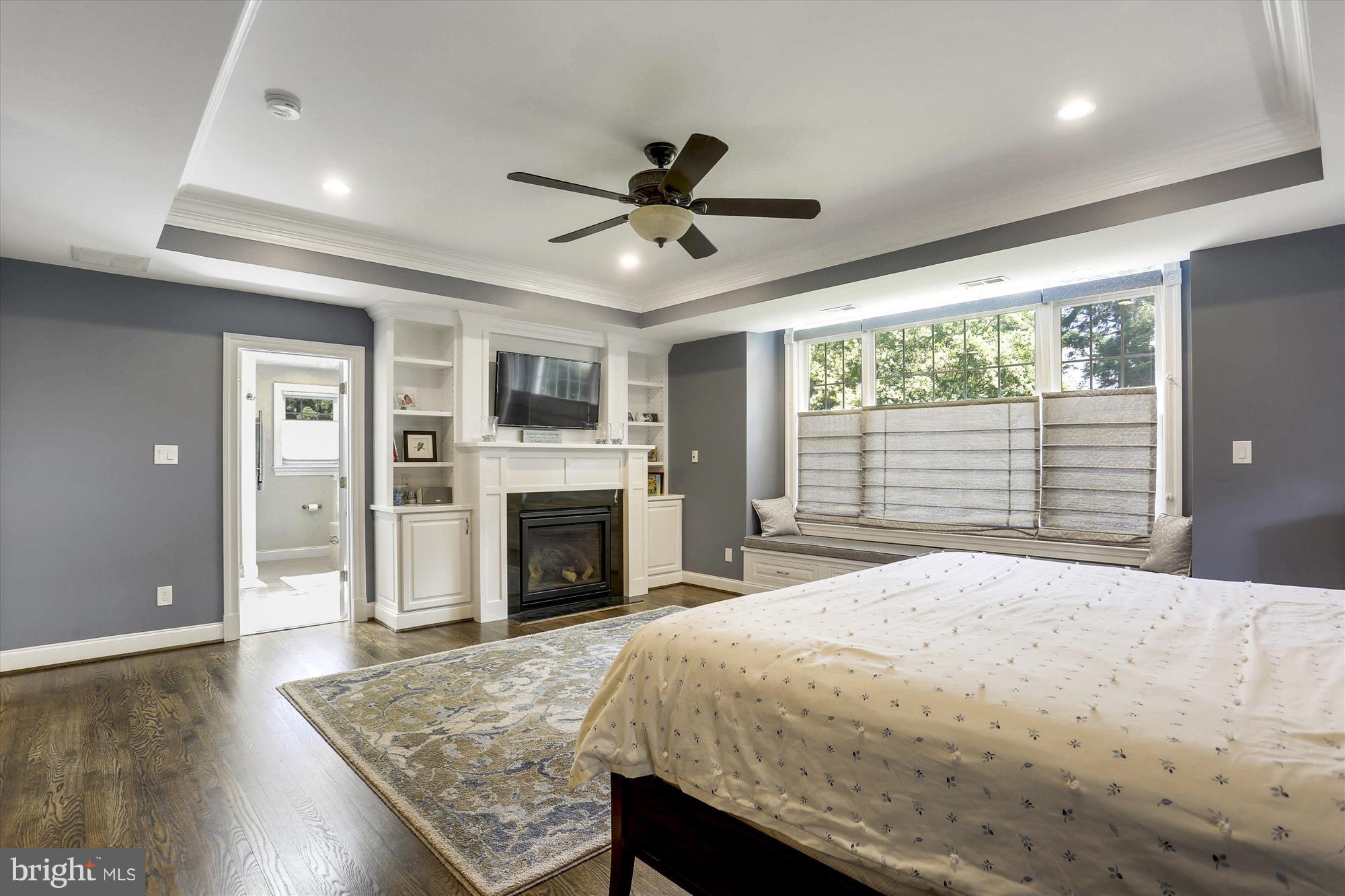 5611 Ogden Road Bethesda, MD 20816 - Photo 16 of 27 Master Bedroom with Fireplace