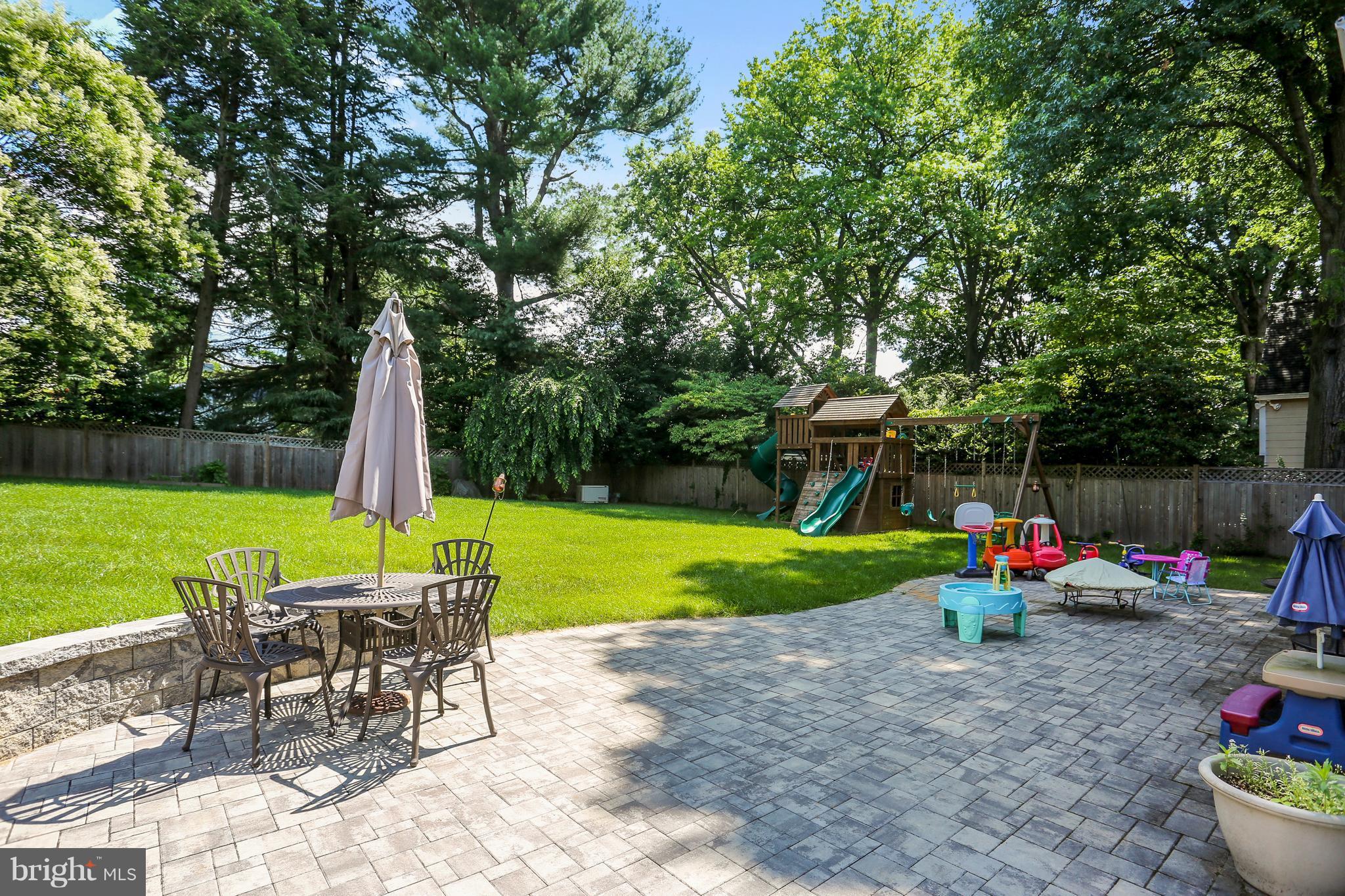 5611 Ogden Road Bethesda, MD 20816 - Photo 25 of 27 Patio with Built-in Grill