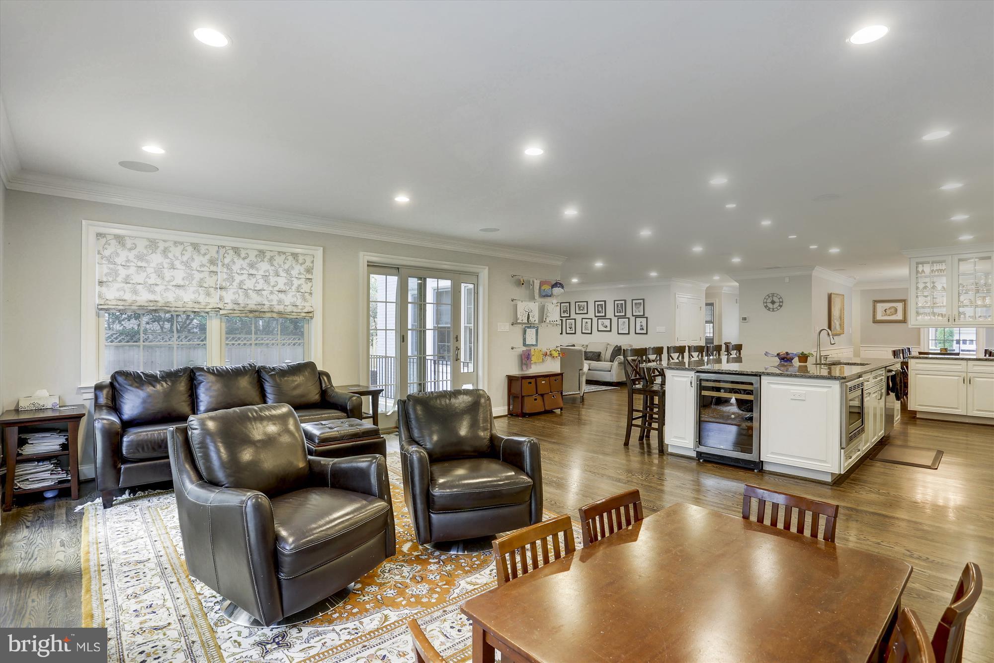 5611 Ogden Road Bethesda, MD 20816 - Photo 7 of 27 Family Room Adjoining the Kitchen, Opens to Patio