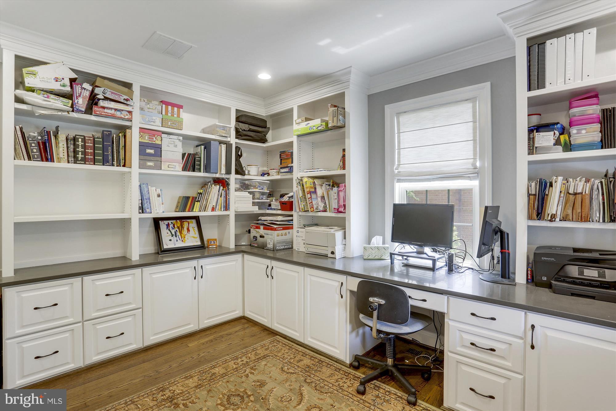 5611 Ogden Road Bethesda, MD 20816 - Photo 8 of 27 First Floor Office/Library