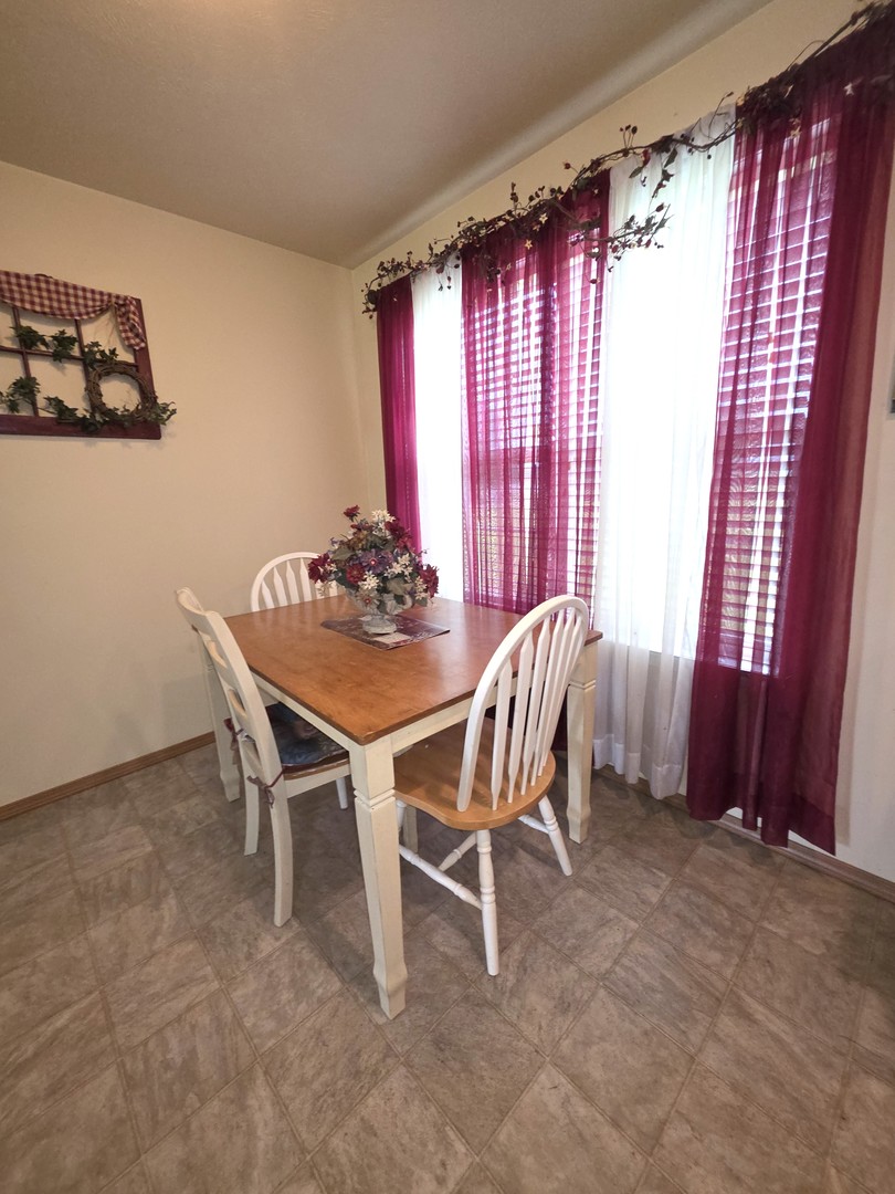 201 3rd Street Clay City, IL 62824 - Photo 19 of 92