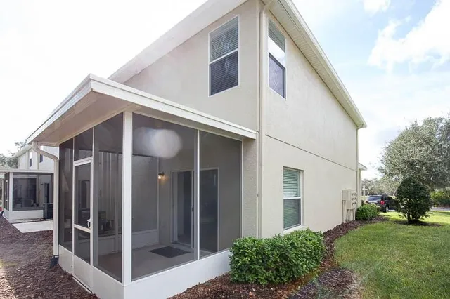 $2,100 | 15810 Fishhawk View Drive, Lithia, FL 33547