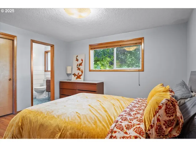 $589,000 | 3247 Northeast 135th Avenue, Portland, OR 97230