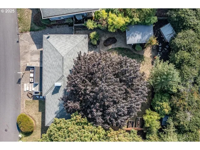 $589,000 | 3247 Northeast 135th Avenue, Portland, OR 97230