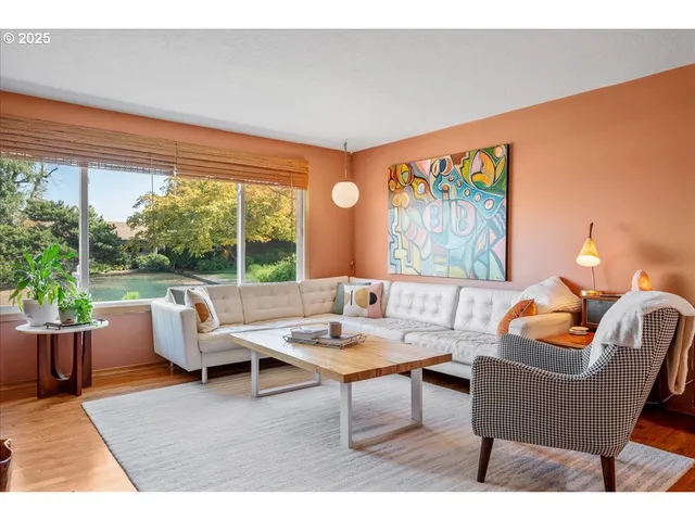 $589,000 | 3247 Northeast 135th Avenue, Portland, OR 97230