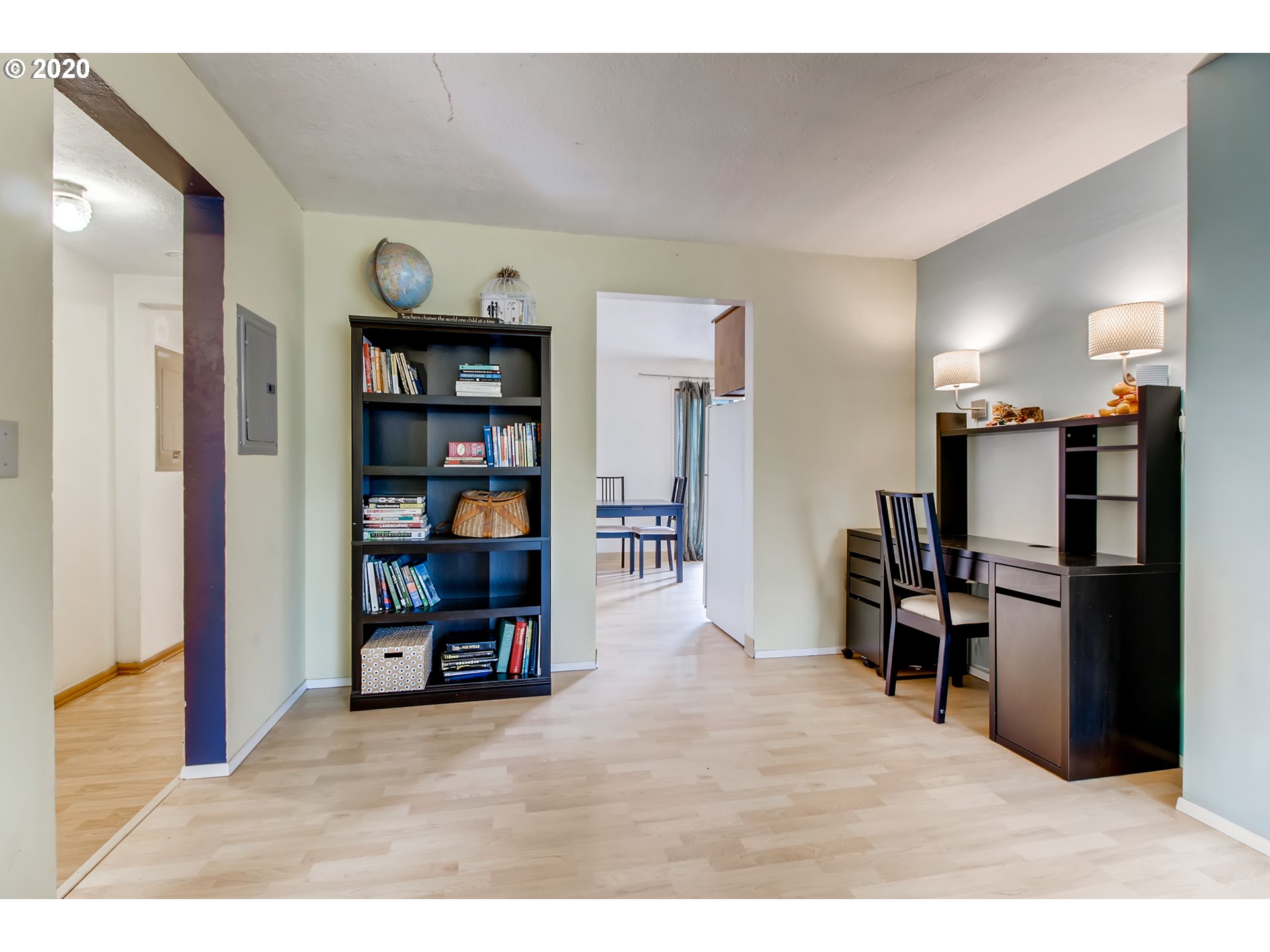7403 Southeast Luther Road Portland, OR 97206 - Photo 11 of 21 Gallery Image 11