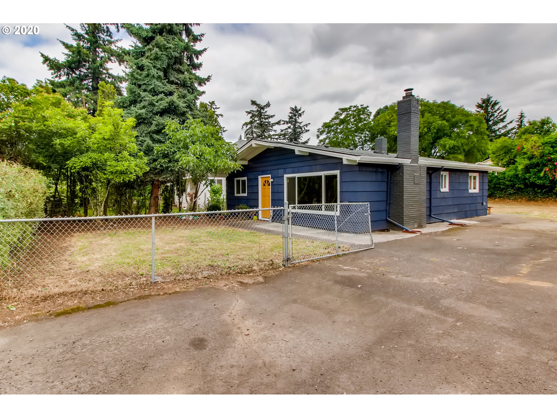 7403 Southeast Luther Road Portland, OR 97206 - Photo 5 of 21 Gallery Image 5
