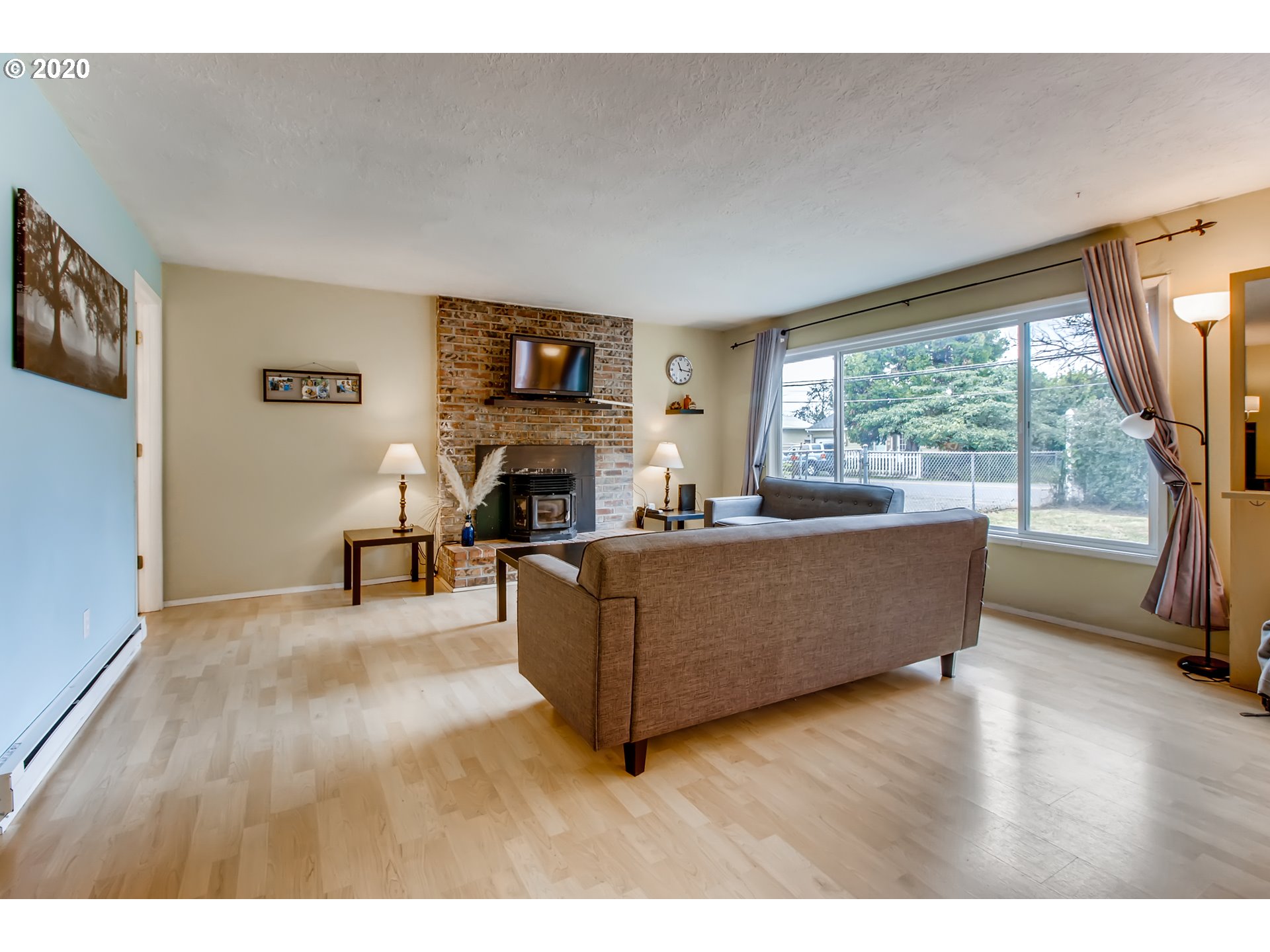 7403 Southeast Luther Road Portland, OR 97206 - Photo 7 of 21 Gallery Image 7