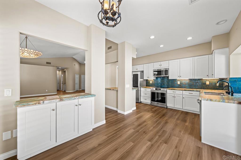 4970 Lamia Way Oceanside, CA 92056 - Photo 11 of 51 Kitchen
